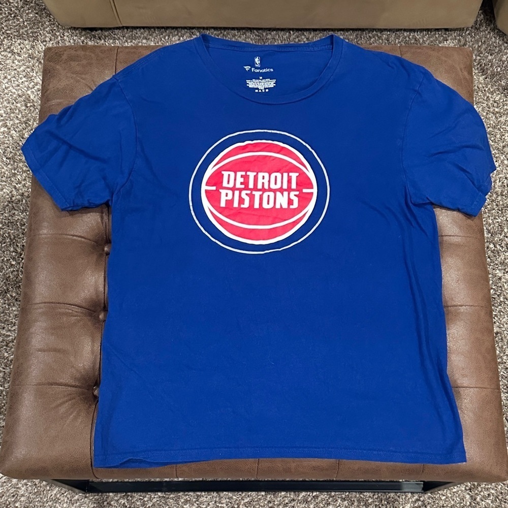 Fanatics Detroit Pistons Blue Short Sleeve Tee